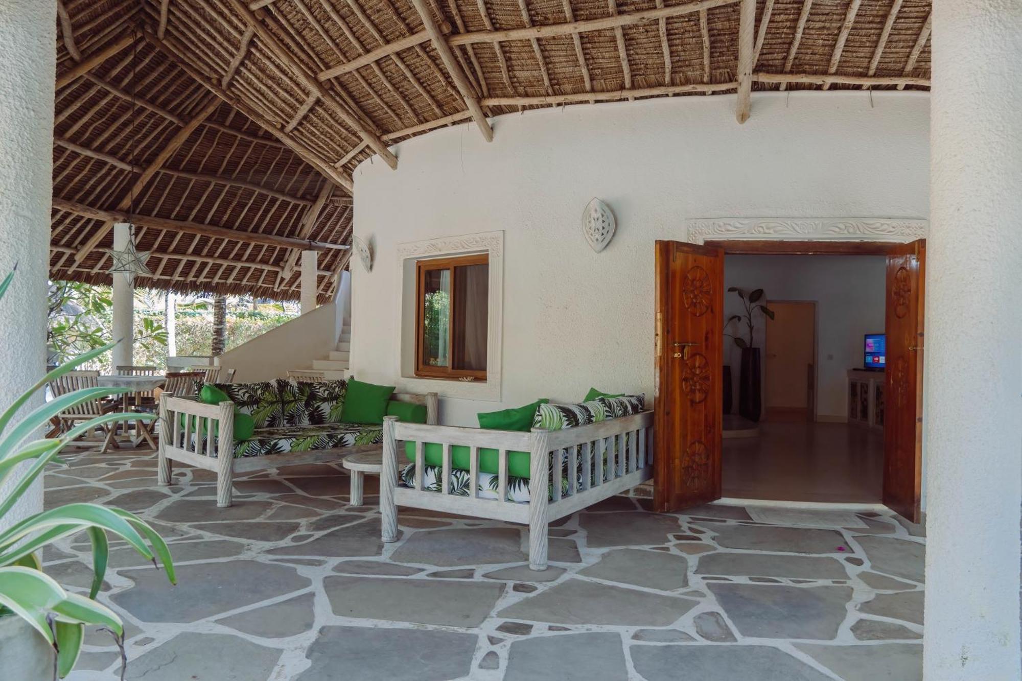 Baobab Village Watamu Bagian luar foto
