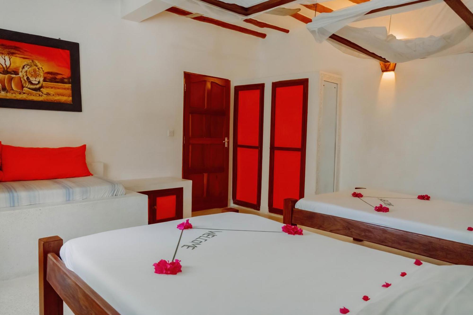 Baobab Village Watamu Bagian luar foto